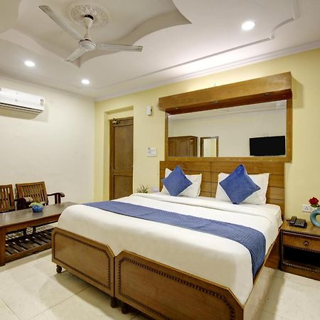 Hotel The Eden Park Noida Exteriér fotografie