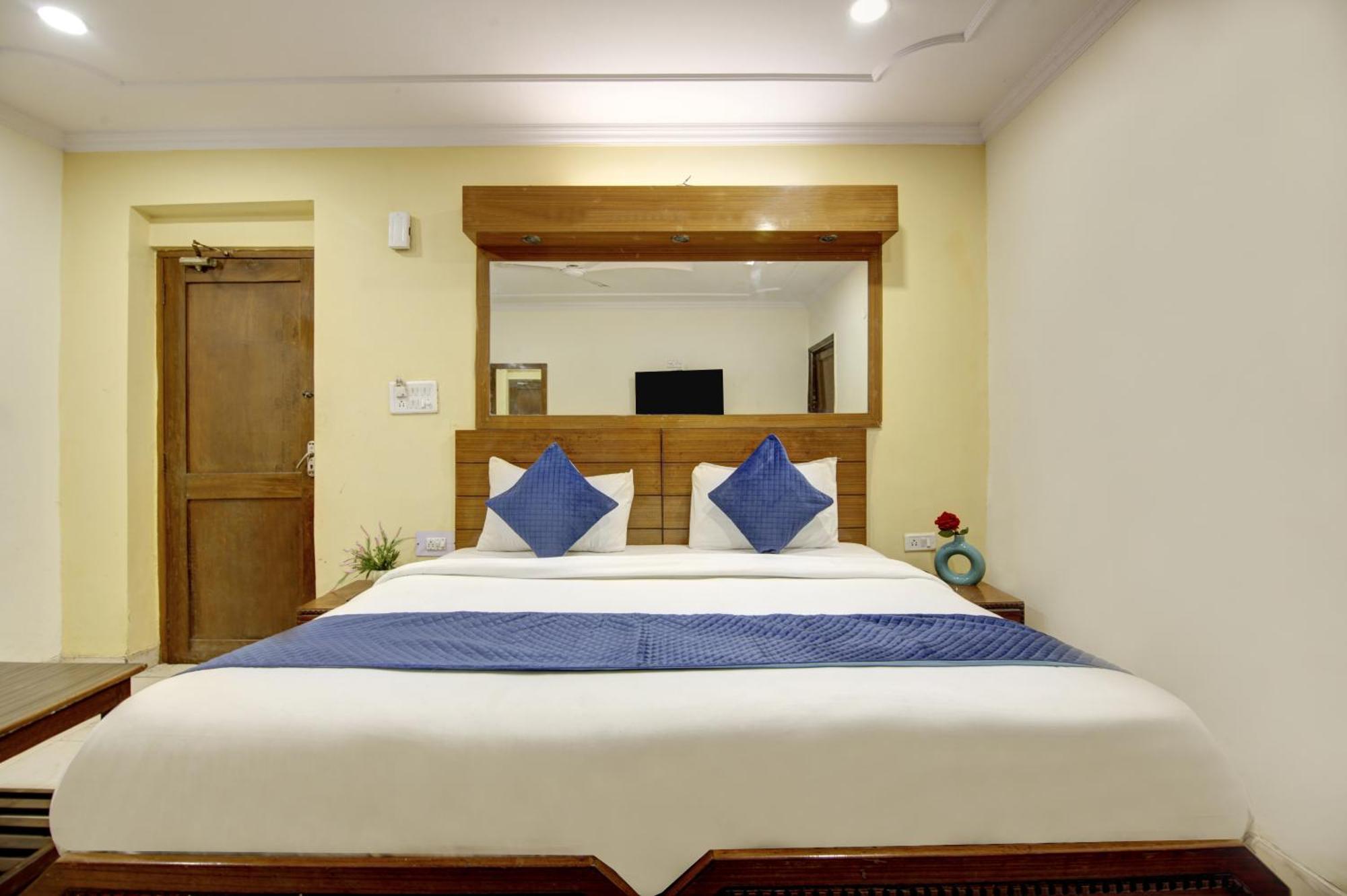 Hotel The Eden Park Noida Exteriér fotografie